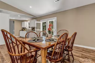 212 Walt Dr, Hendersonville, NC 28792 - Photo 19