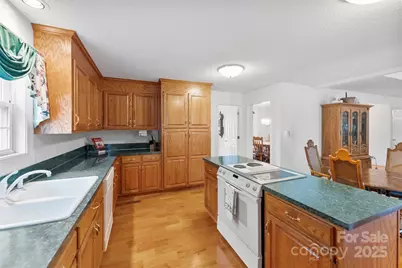 908 Ramseur Road, Bessemer City, NC 28016 - Photo 15