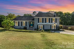 4212 Montibello Dr, Charlotte, NC 28226 - Photo 1