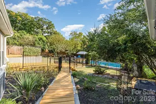 4212 Montibello Dr, Charlotte, NC 28226 - Photo 9