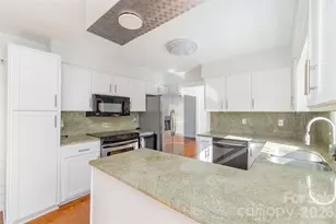 4212 Montibello Dr, Charlotte, NC 28226 - Photo 13