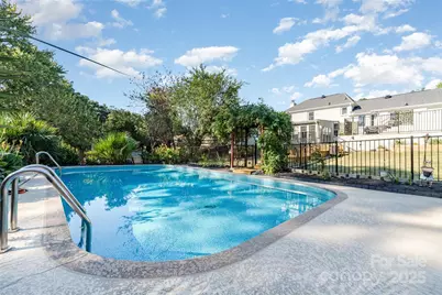 4212 Montibello Drive, Charlotte, NC 28226 - Photo 7