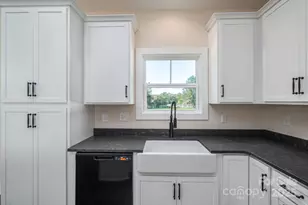 2047 Puetts Chapel Rd, Bessemer City, NC 28016 - Photo 5