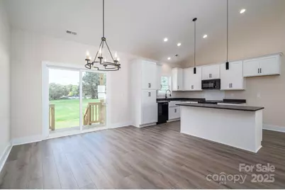 2047 Puetts Chapel Road, Bessemer City, NC 28016 - Photo 7