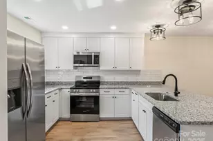 202 Beacon Ave, Morganton, NC 28655 - Photo 3