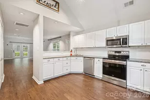 8333 Southgate Commons Dr, Charlotte, NC 28277 - Photo 25