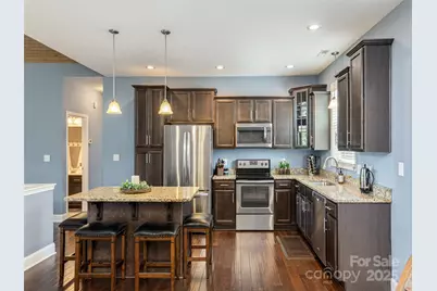 138 Lindsley Court, Hendersonville, NC 28792 - Photo 25