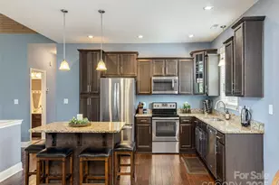 138 Lindsley Ct, Hendersonville, NC 28792 - Photo 25