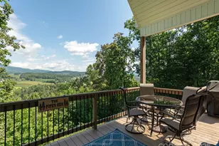 138 Lindsley Ct, Hendersonville, NC 28792 - Photo 15