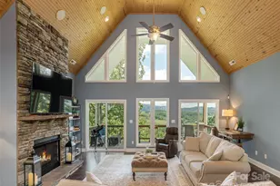 138 Lindsley Ct, Hendersonville, NC 28792 - Photo 11