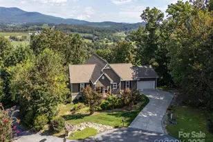 138 Lindsley Ct, Hendersonville, NC 28792 - Photo 1