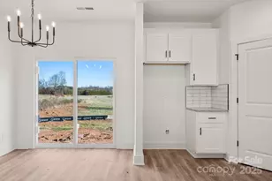 105 Indian Wls Ct, Harmony, NC 28634 - Photo 11