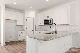 105 Indian Wls Ct, Harmony, NC 28634 - Photo 7