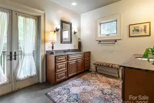 9 W St Ext, Asheville, NC 28801 - Photo 33