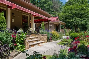 9 W St Ext, Asheville, NC 28801 - Photo 3