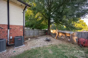 827 Brookwood Dr, Mooresville, NC 28115 - Photo 23