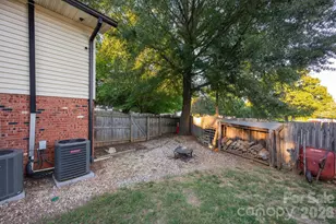 827 Brookwood Dr, Mooresville, NC 28115 - Photo 23