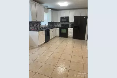 912 Hallmark Drive, Gastonia, NC 28052 - Photo 3