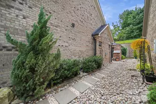 5256 Courtyard Ln, Belmont, NC 28012 - Photo 33