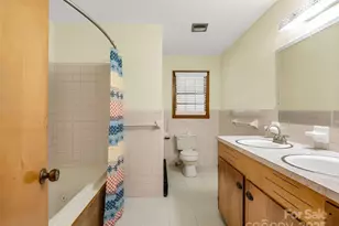 184 Spring St, Ellenboro, NC 28040 - Photo 17