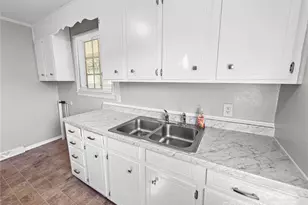 3109 Marlborough Rd, Charlotte, NC 28208 - Photo 7