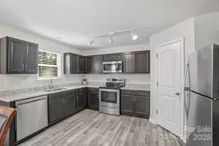 319 Shoreline Dr, New London, NC 28127 - Photo 15