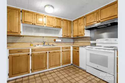 256 School Road, Mill Spring, NC 28756 - Photo 9