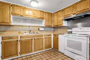 256 School Rd, Mill Spring, NC 28756 - Photo 9