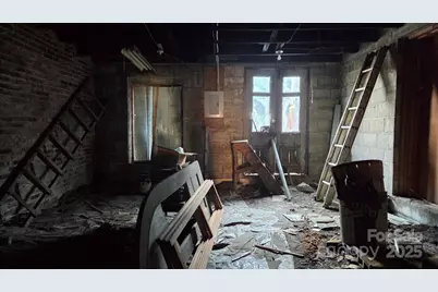 210 S Academy Street, Lincolnton, NC 28092 - Photo 15