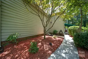 8928 St Croix Ln, Charlotte, NC 28277 - Photo 5