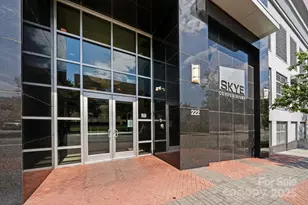 222 S Caldwell St, Charlotte, NC 28202 - Photo 19