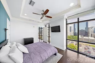 222 S Caldwell St, Charlotte, NC 28202 - Photo 11