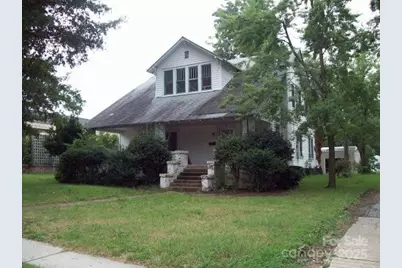 521 E Center Avenue, Mooresville, NC 28115 - Photo 1