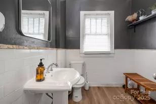 209 Grandin Rd, Charlotte, NC 28208 - Photo 23