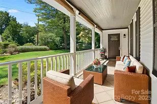 80 Laurel Ave, Tryon, NC 28782 - Photo 5