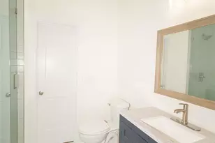 9818 Hood Rd, Charlotte, NC 28215 - Photo 27