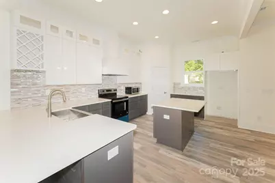 9818 Hood Road, Charlotte, NC 28215 - Photo 9