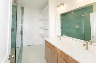 9818 Hood Rd, Charlotte, NC 28215 - Photo 21