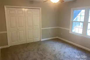 4321 Silvermere Way, Charlotte, NC 28269 - Photo 25