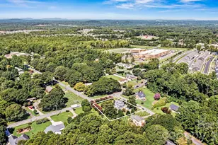 1107 S Point Rd, Belmont, NC 28012 - Photo 43