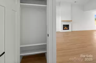 760 New Hope Rd, Flat Rock, NC 28731 - Photo 7