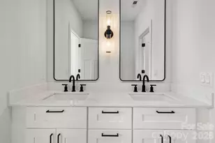 760 New Hope Rd, Flat Rock, NC 28731 - Photo 23