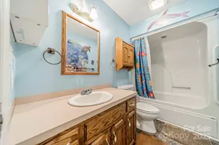 2180 Lawrence Rd, Clover, SC 29710 - Photo 9