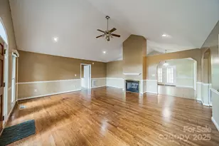 2180 Lawrence Rd, Clover, SC 29710 - Photo 5