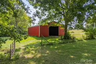 2180 Lawrence Rd, Clover, SC 29710 - Photo 13