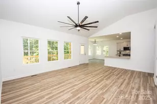 165 Meadowlark Ln, Statesville, NC 28625 - Photo 7