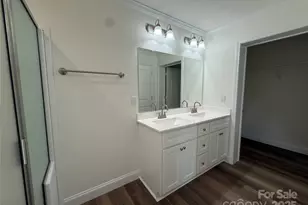 509 Bonner St, Hendersonville, NC 28739 - Photo 21