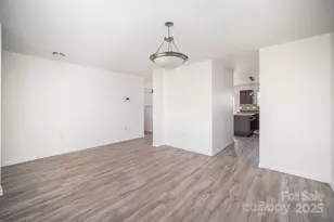 1813 Eastway Dr, Dallas, NC 28034 - Photo 3