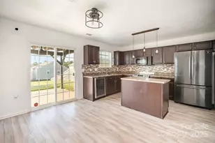 1813 Eastway Dr, Dallas, NC 28034 - Photo 7