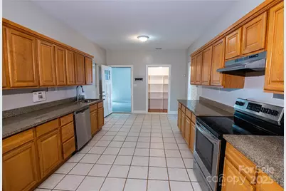 2843 Lakeshore Drive, Chester, SC 29706 - Photo 9